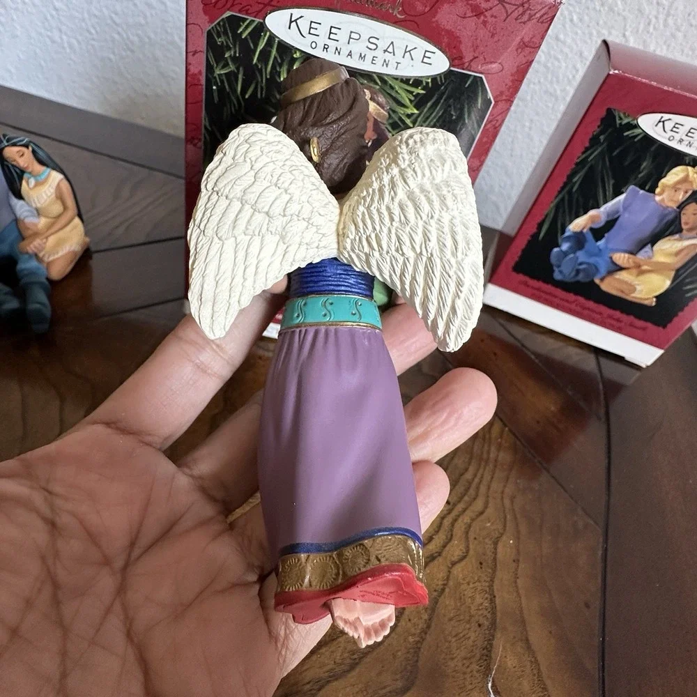 Hallmark Keepsake Pocahontas Captain‎ John Smith Celebration Of Angels Ornaments